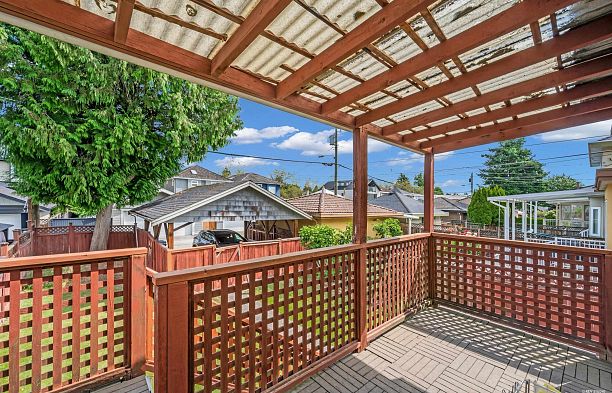 2785 W 20th Avenue Arbutus