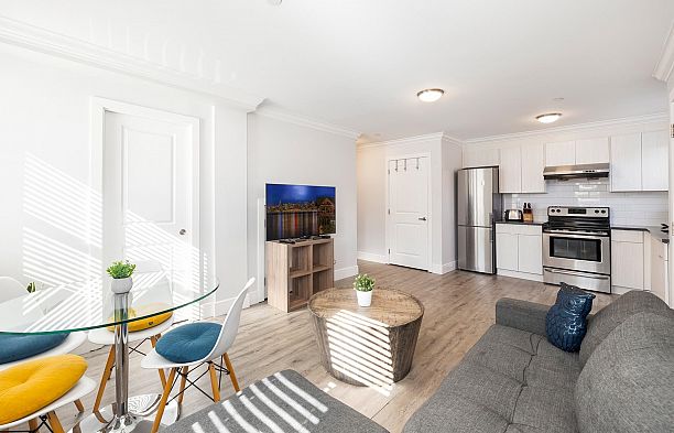 50 E 47 AVENUE, Vancouver BC V5W 2A5 Main