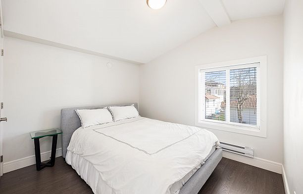 50 E 47 AVENUE, Vancouver BC V5W 2A5 Main
