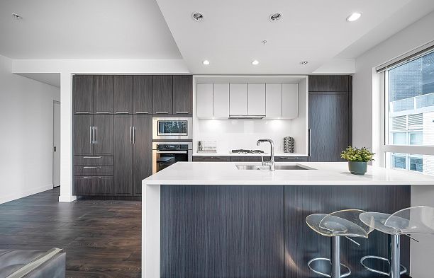 505 6677 Cambie Street South Cambie