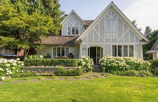 1749 W 38th Avenue Shaughnessy