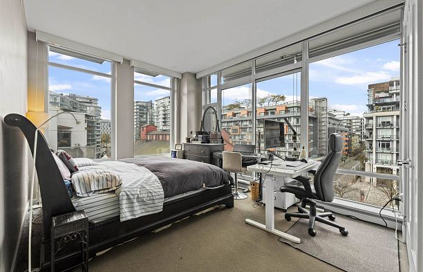 502 77 Walter Hardwick Avenue False Creek
