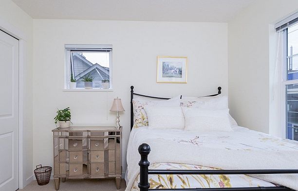 1 5808 Tisdall Street Oakridge VW