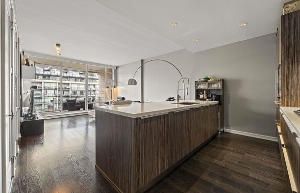 502 77 Walter Hardwick Avenue False Creek