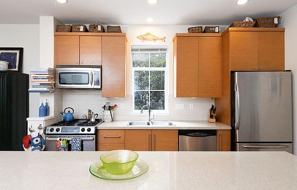 1 5808 Tisdall Street Oakridge VW
