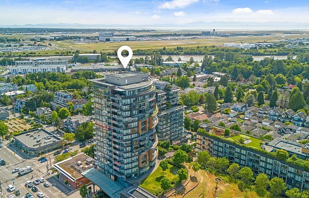 1505 8555 Granville Street S.W. Marine