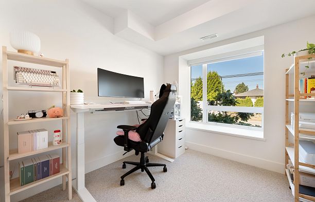 6812 Oak Street South Cambie