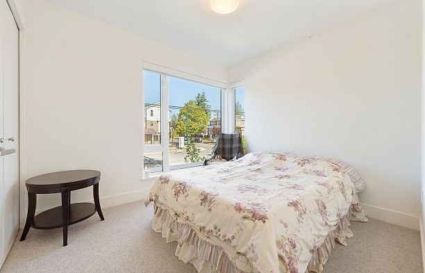6812 Oak Street South Cambie