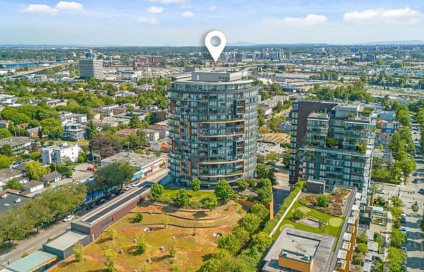 1505 8555 Granville Street S.W. Marine