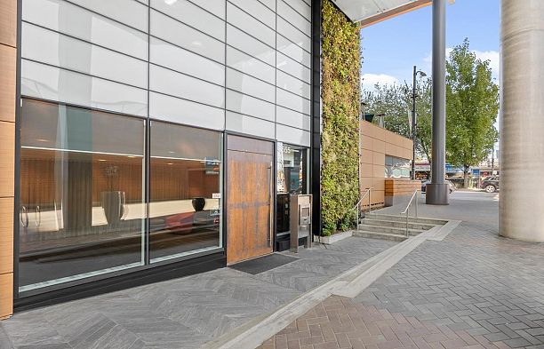 1505 8555 Granville Street S.W. Marine