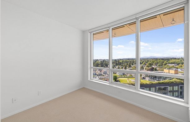 1505 8555 Granville Street S.W. Marine