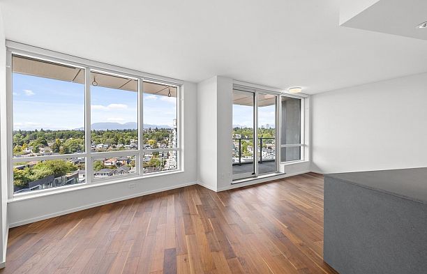 1505 8555 Granville Street S.W. Marine