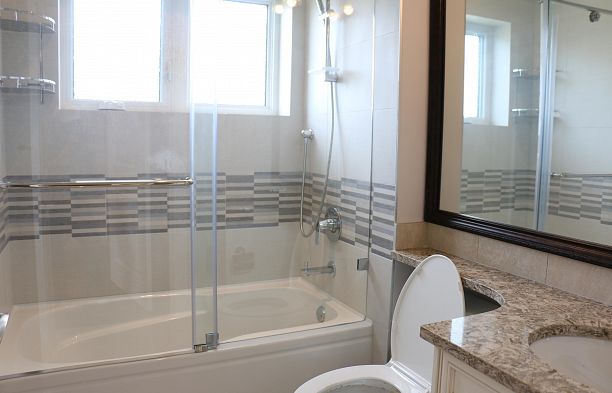 4880 Osler Street Shaughnessy