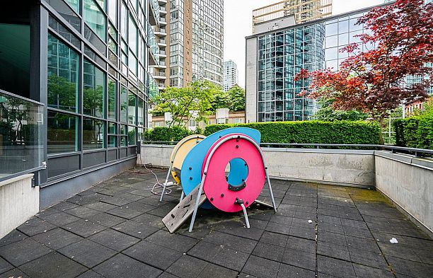 2705 1189 Melville Street Coal Harbour