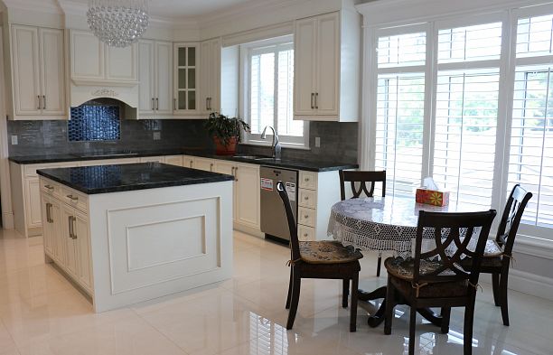 4880 Osler Street Shaughnessy