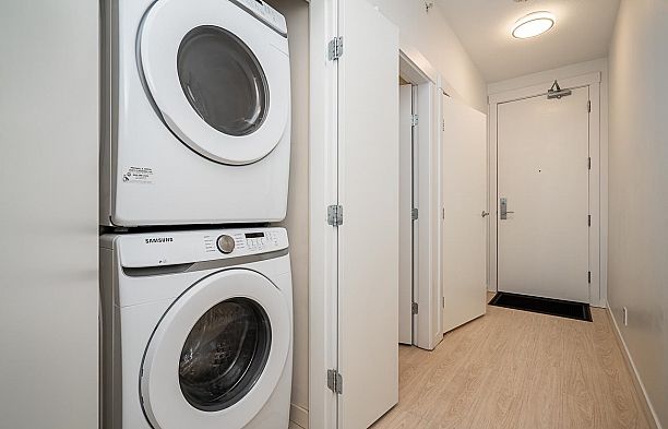 2705 1189 Melville Street Coal Harbour