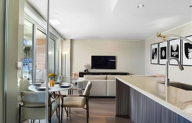 709 77 Walter Hardwick Avenue False Creek