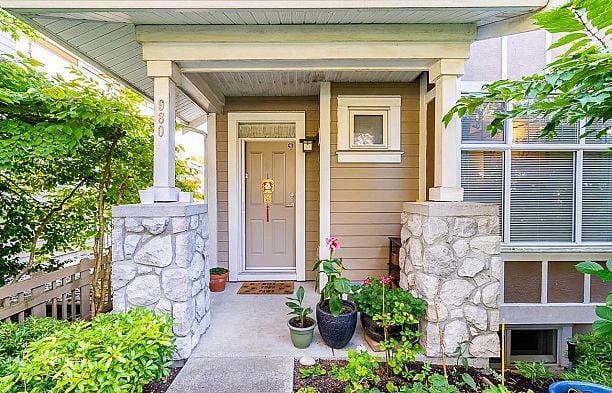 980 W 58th Avenue South Cambie