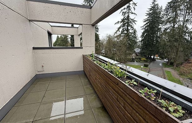 512 4900 Cartier Street Shaughnessy