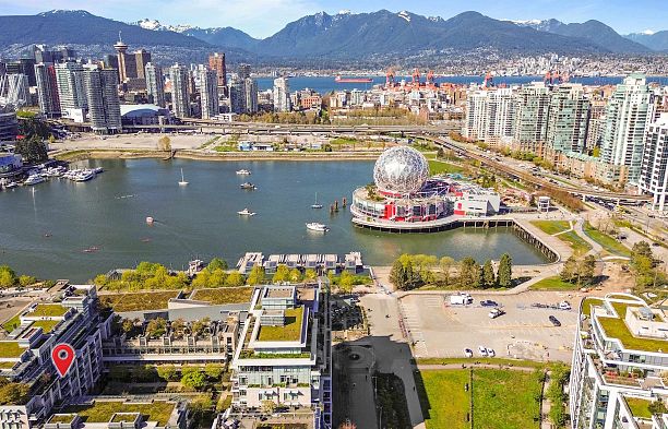 709 77 Walter Hardwick Avenue False Creek