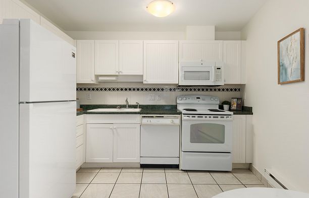 301 1050 Nicola Street West End VW