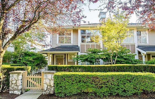 980 W 58th Avenue South Cambie