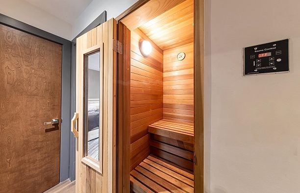 3521 Puget Drive Arbutus