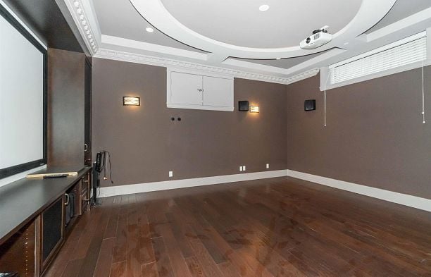 2216 W 21st Avenue Arbutus
