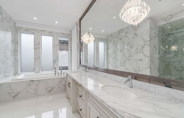 2216 W 21st Avenue Arbutus