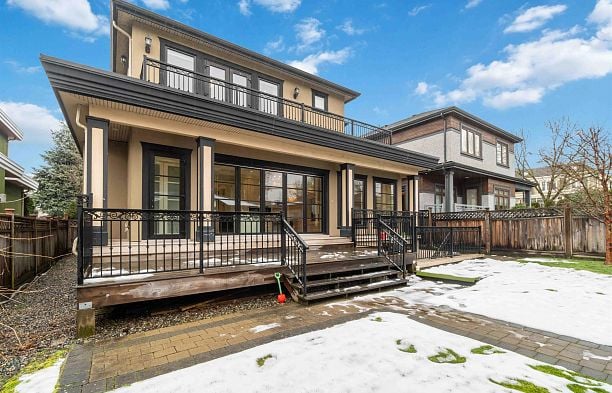 2216 W 21st Avenue Arbutus