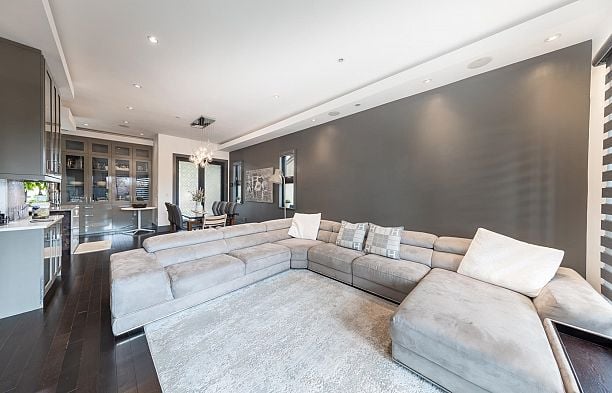 3521 Puget Drive Arbutus