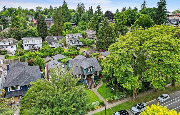 3534 W King Edward Avenue Dunbar