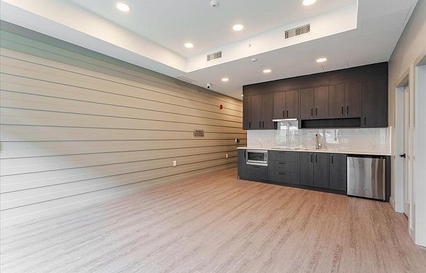503 6859 Cambie Street South Cambie