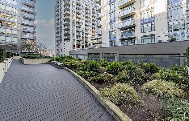 219 159 W 2nd Avenue False Creek