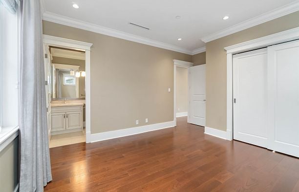 2216 W 21st Avenue Arbutus