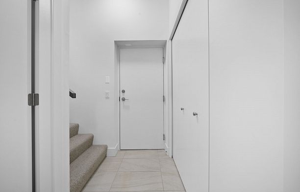 6816 Oak Street South Cambie