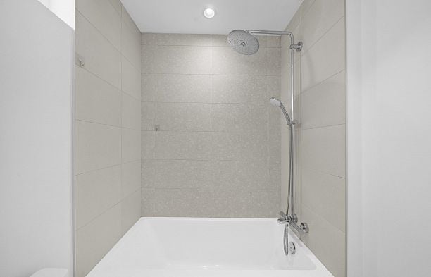 6816 Oak Street South Cambie