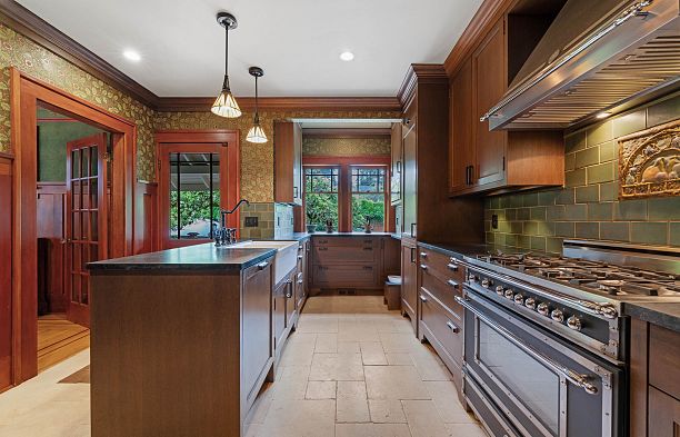 3534 W King Edward Avenue Dunbar