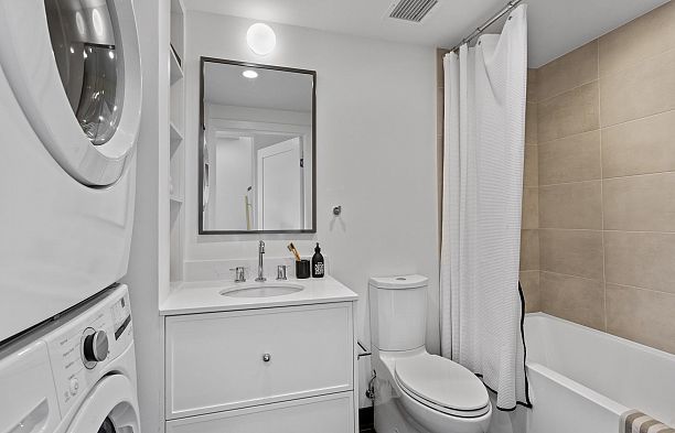 557 W 26th Avenue Cambie