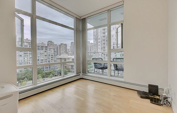 1205 1199 Marinaside Crescent Yaletown