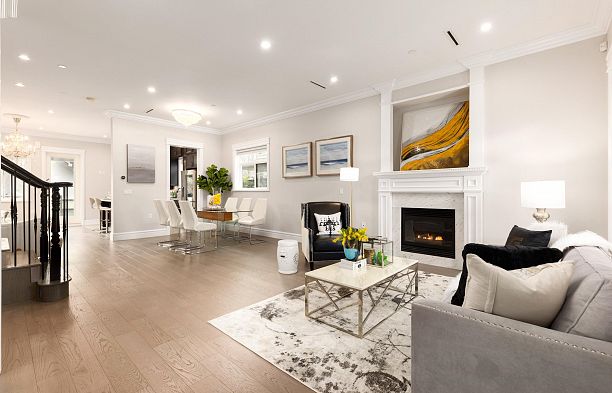 2984 W 31st Avenue MacKenzie Heights