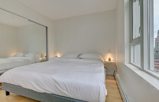 1205 1199 Marinaside Crescent Yaletown