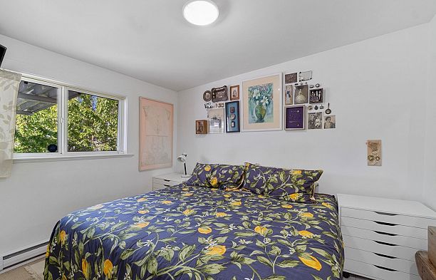 19 E 26th Avenue Main