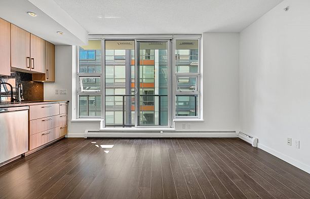 603 1708 Columbia Street False Creek