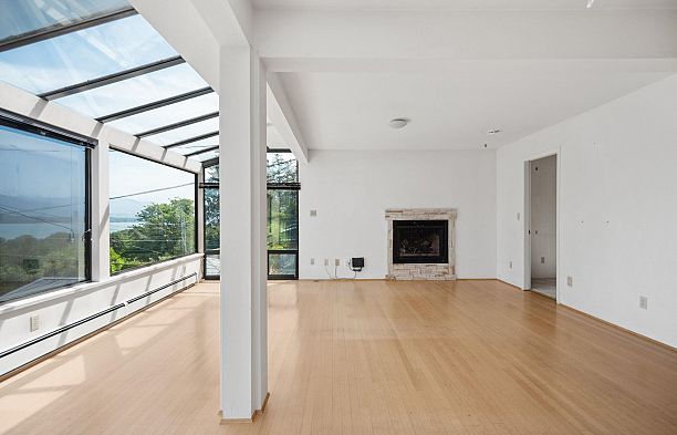 4409 West 5th Avenue Point Grey
