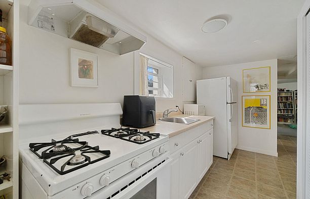 19 E 26th Avenue Main