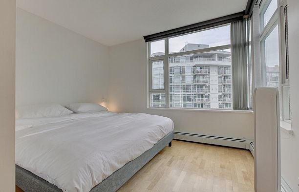 1205 1199 Marinaside Crescent Yaletown