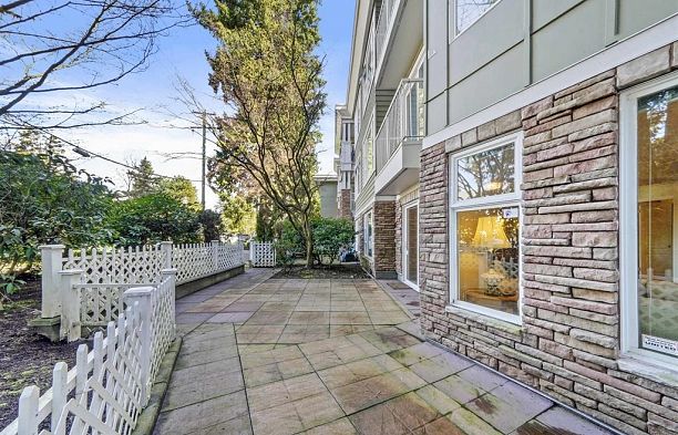 101 988 W 54th Avenue South Cambie
