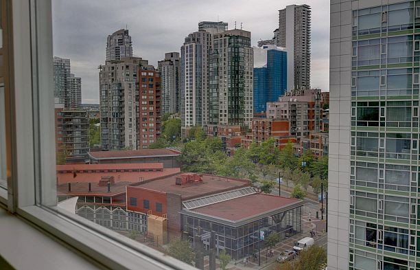 1205 1199 Marinaside Crescent Yaletown