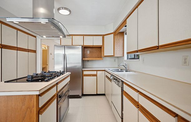 4409 West 5th Avenue Point Grey
